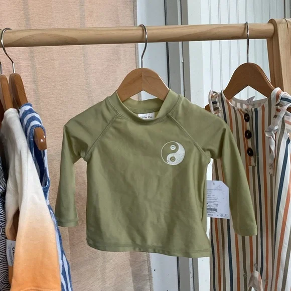 6-12 months Girl “Stripes & Graphics” Bundle - Picture 10 of 15